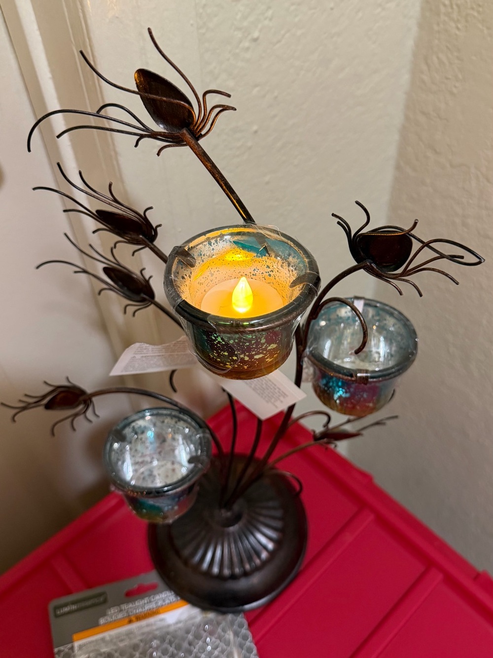 New Autumn Splendor candle holder. 3 new LED tealight candles included
